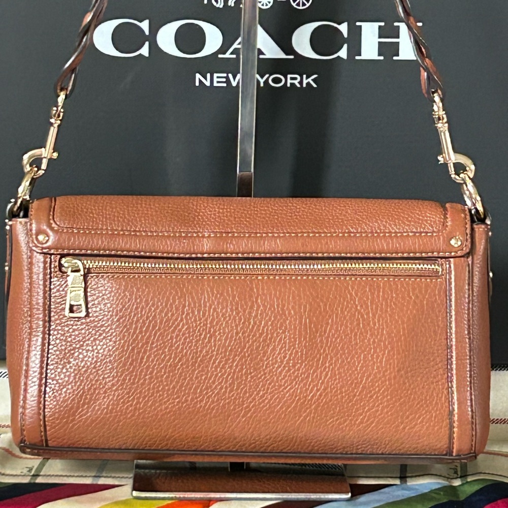 COACH Jade Pebble Leather w/Daisy Appliqués 2Way Shoulder/XBody Bag - Picture 2 of 12